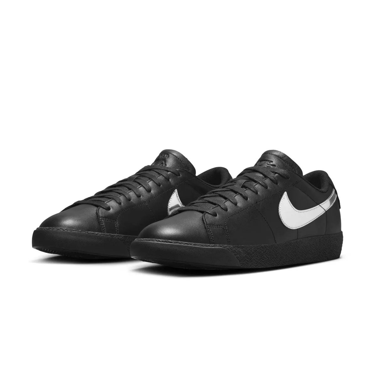 Oxfords Impact Resistant Plates '  Dancer Skateboards SB Zoom Blazer Low 'Black Metallic Silver'