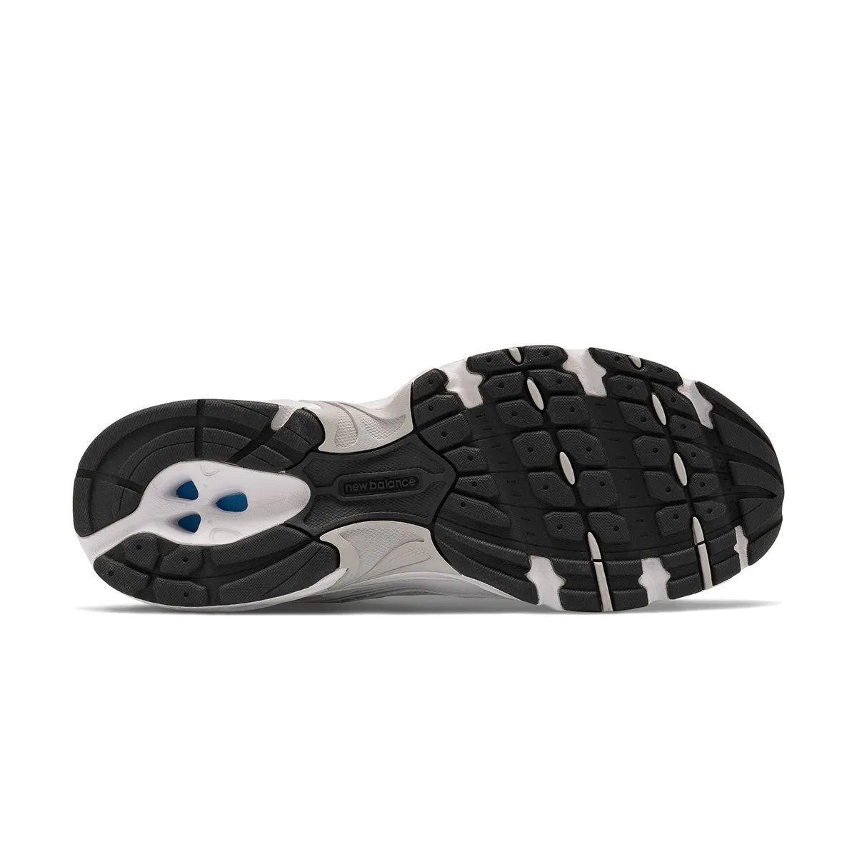 530 'White Silver' Retro-inspired silhouette Grip