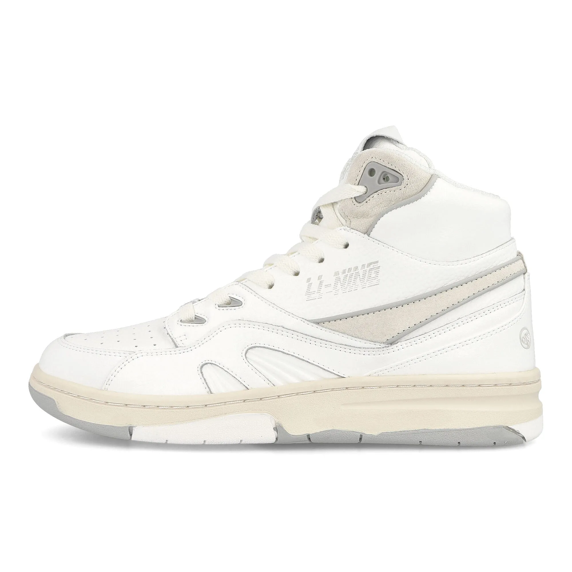 937 Deluxe Hi Motion Ease Outdoors Ready