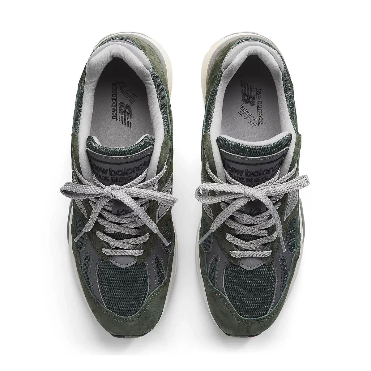 Fashion-forward materials 991V2 'Kombu Green'