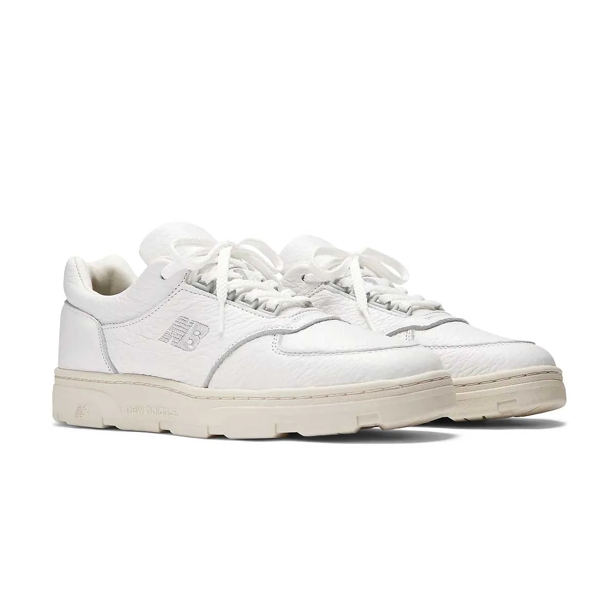 Mobility packability - level in UK Allerdale 'White Mirage Grey'