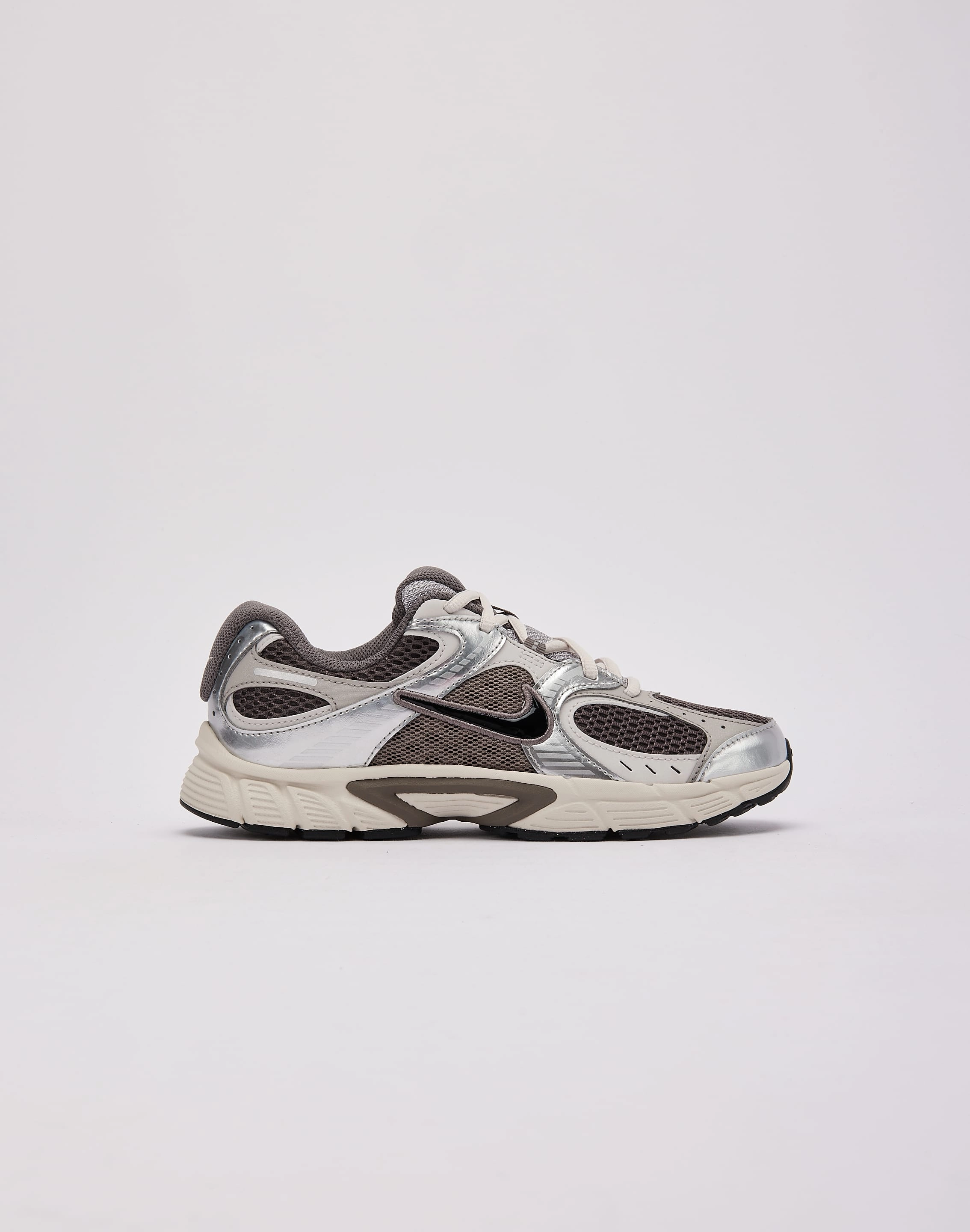 Traction Sole Supportive support Nike V5 RNR Grade-School