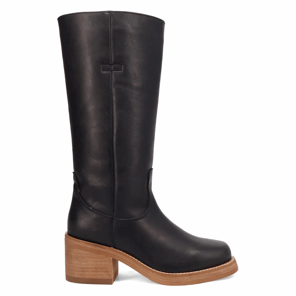 Vagabond Round Toe Pull On Boots Cushioned Step Cold Climate Durable Fit