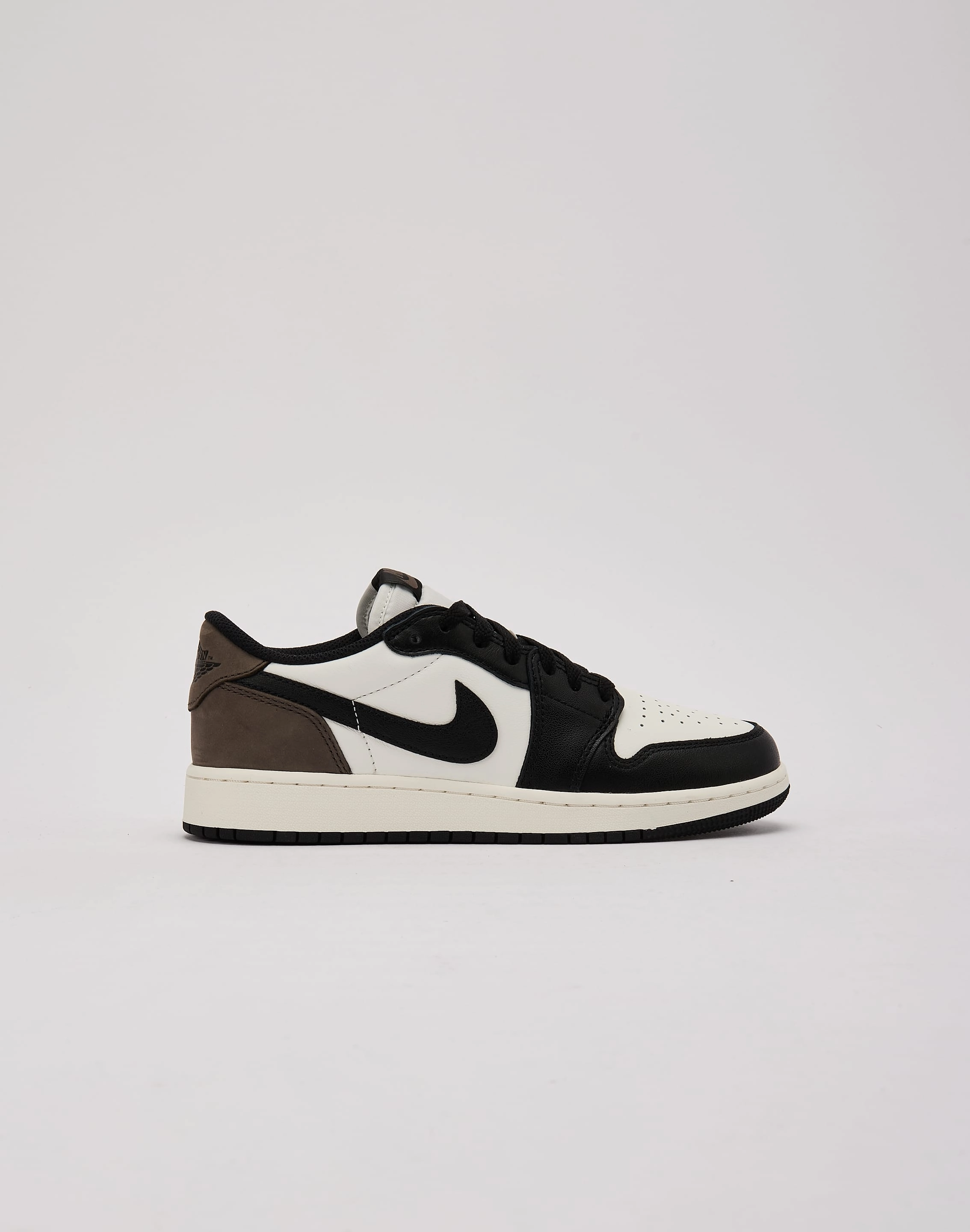 Jordan Air Jordan 1 Retro Low OG 'Mocha' Grade-School Impact Dispersing Design