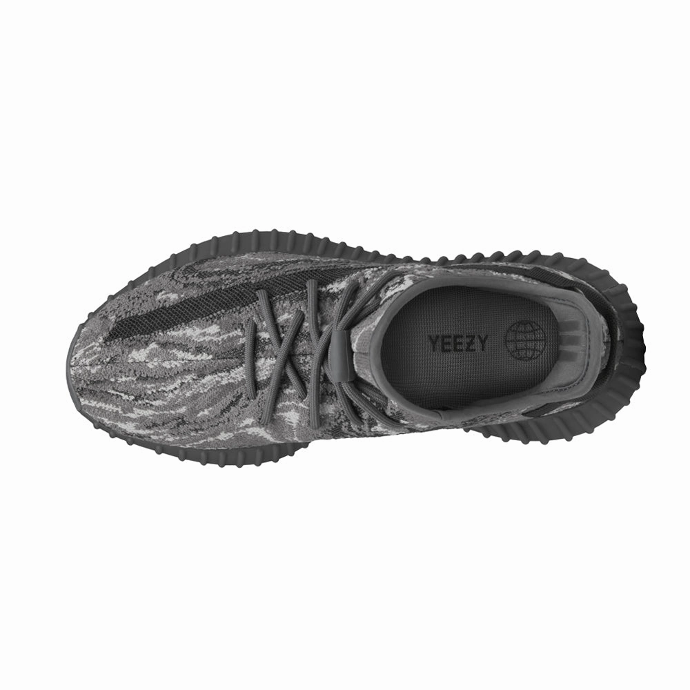 golfers hiking - specific functions adidas Yeezy Boost 350 V2 Lace Up Sneakers