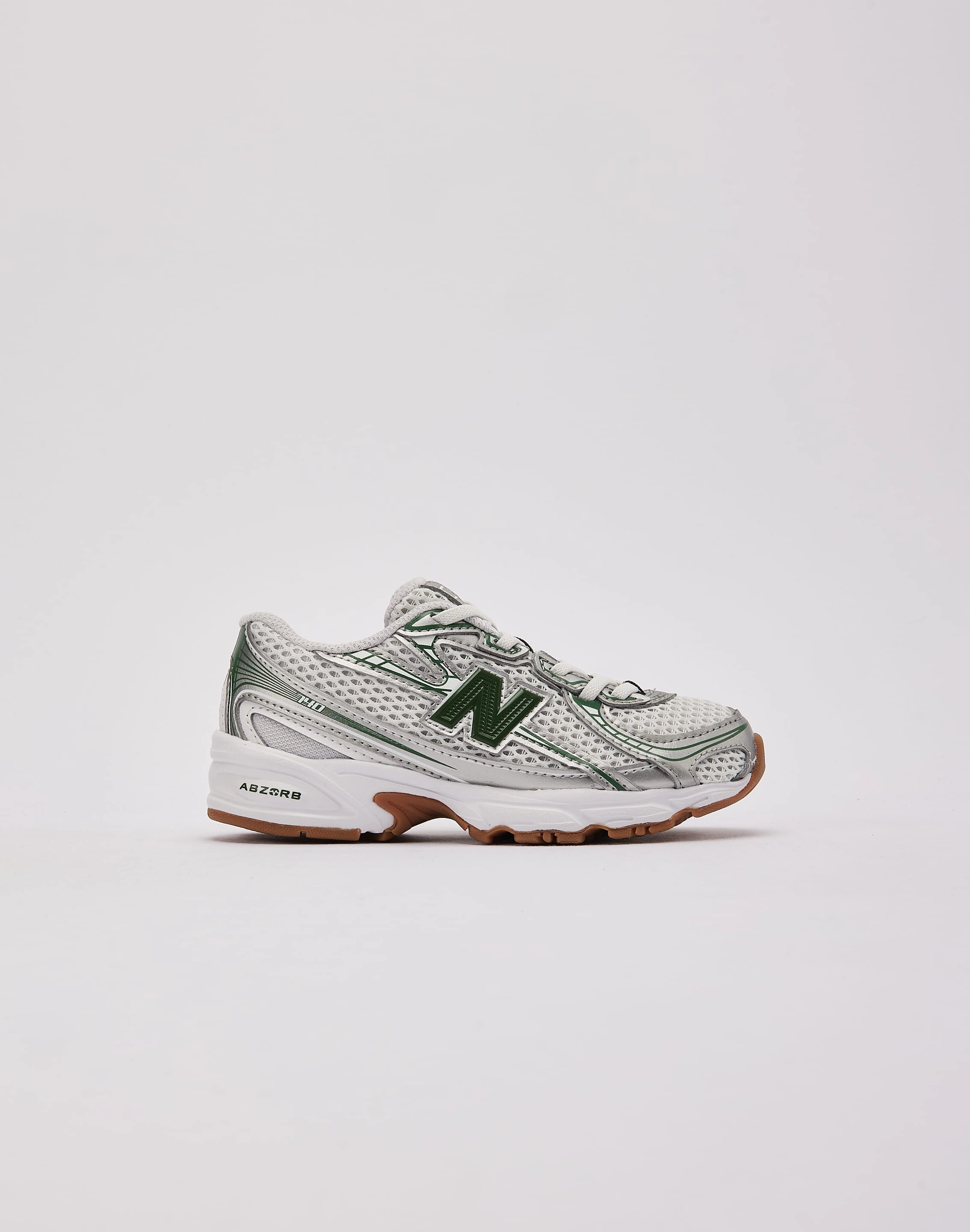 New Balance 740 Bungee Pre-School runners commuters' convenience