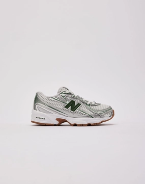 New Balance 740 Bungee Pre-School runners commuters' convenience