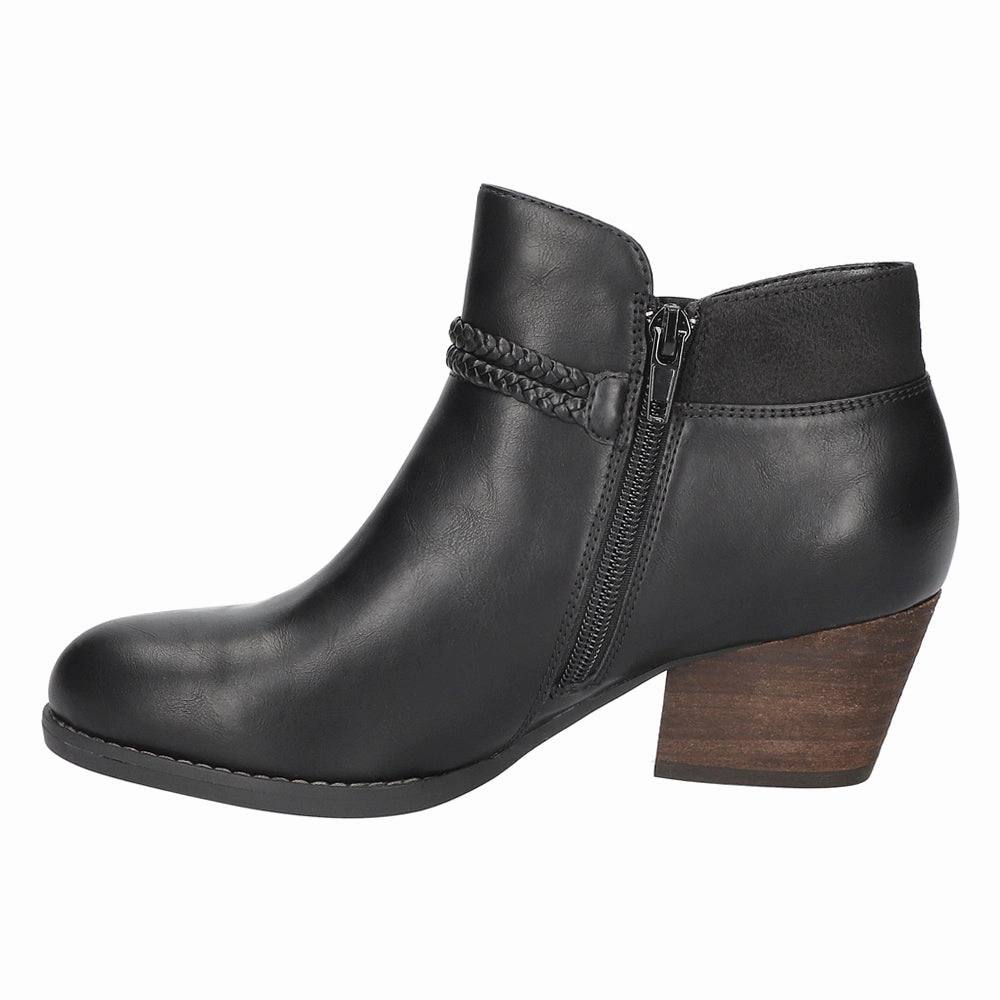 Audrina Round Toe Zippered Booties packable