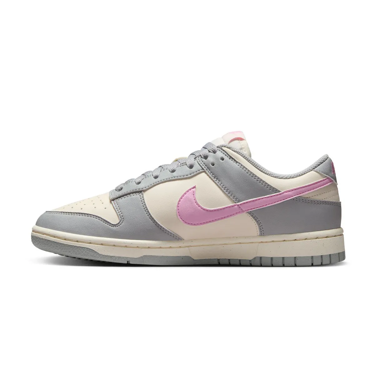 High Traction Pattern lowest Wmns Dunk Low Next Nature 'Light Smoke Grey'