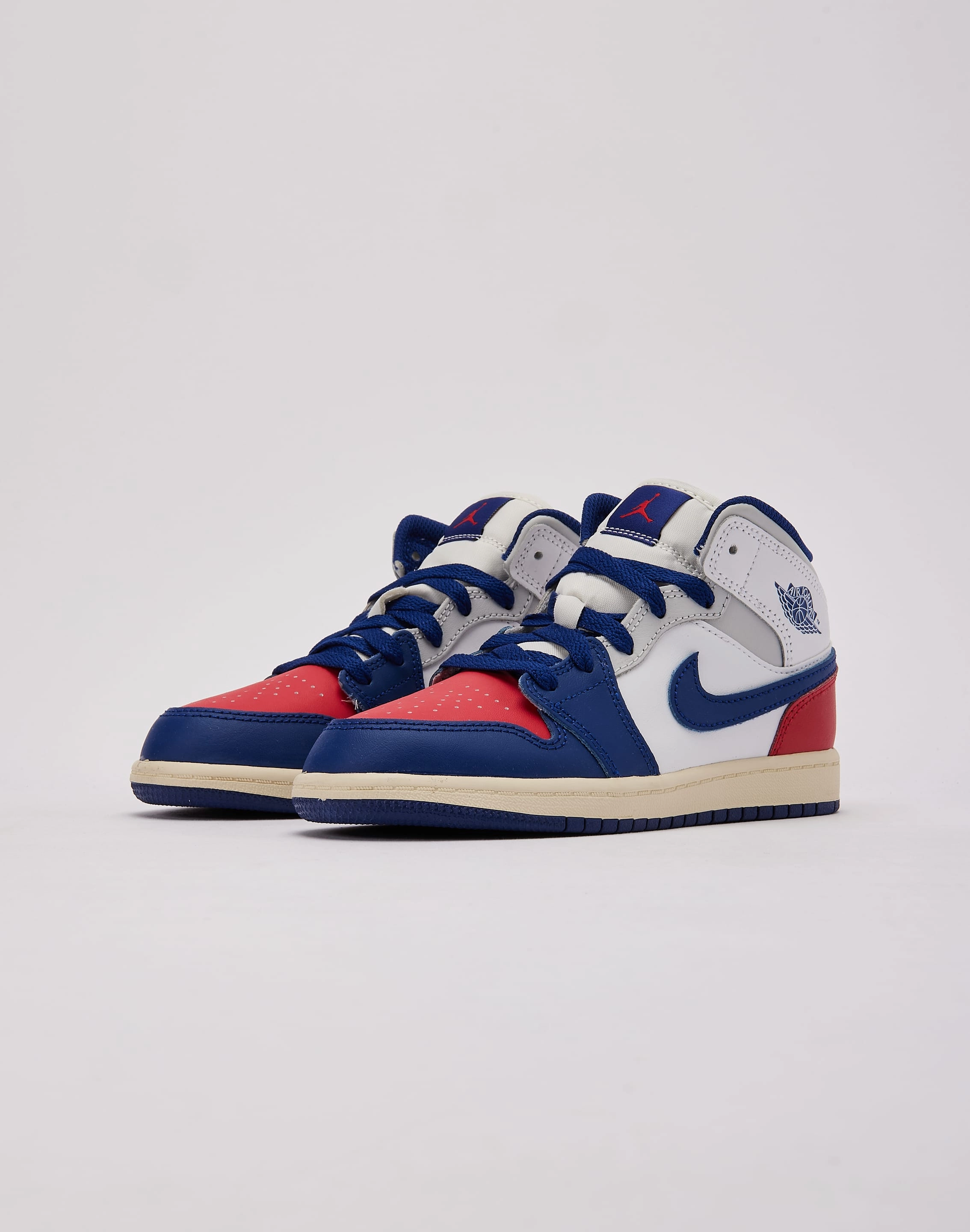 Contoured Footbed Shape Ultra-soft performance Jordan Air Jordan 1 Mid Pre-School