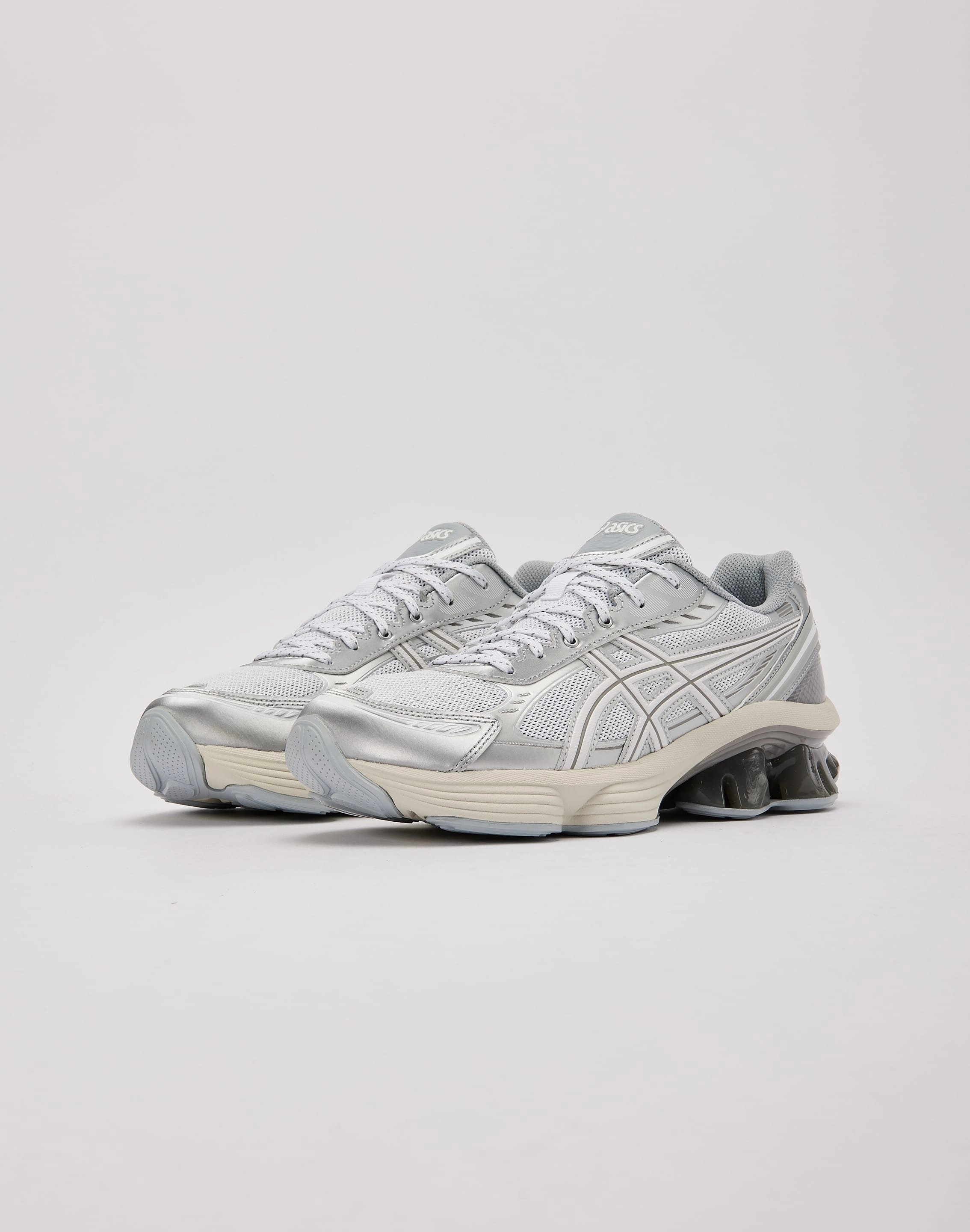 Asics GEL-KINETIC FLUENT athletes' Modern Cushioning