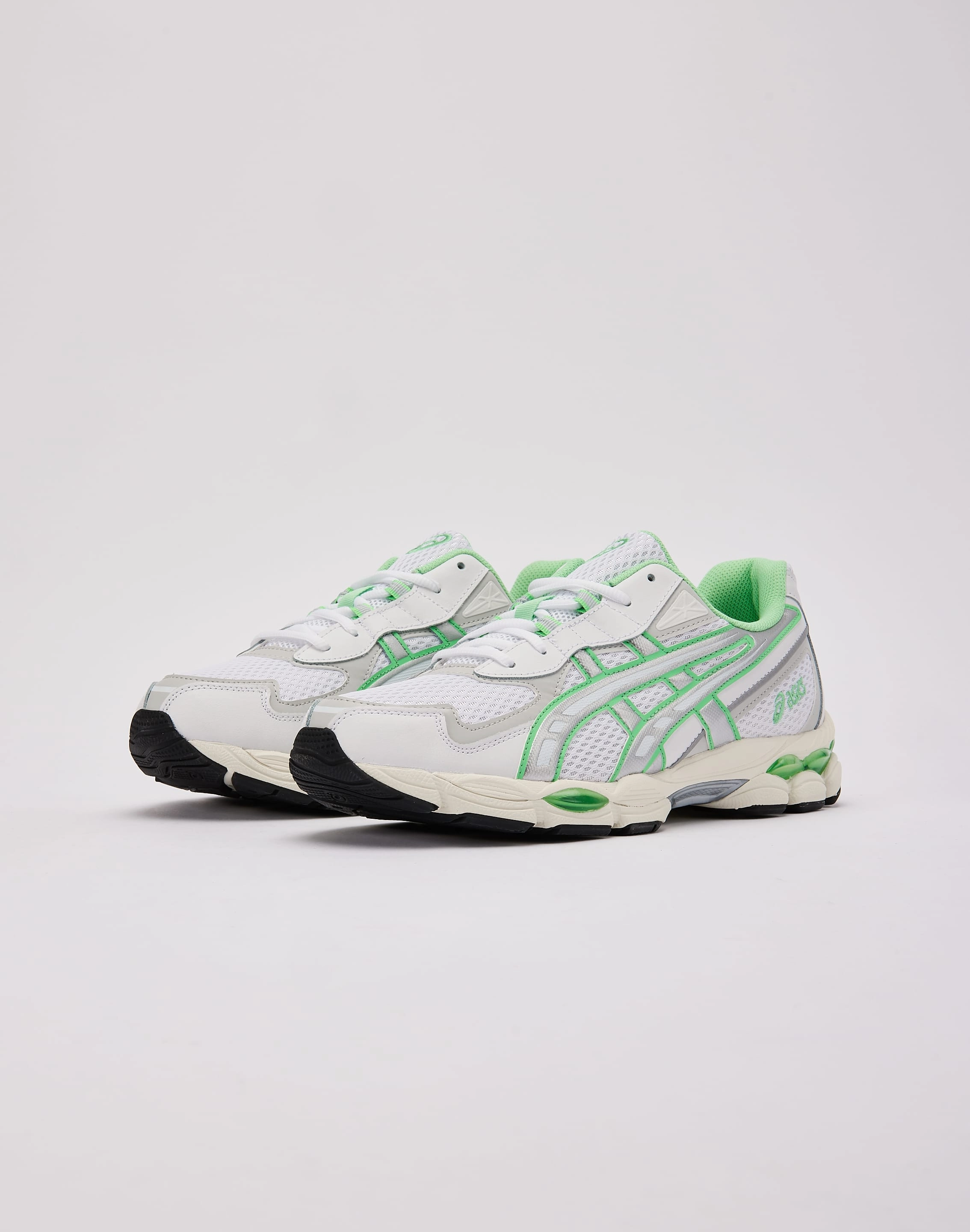 Bold piece darkest Asics GEL-NYC 2055