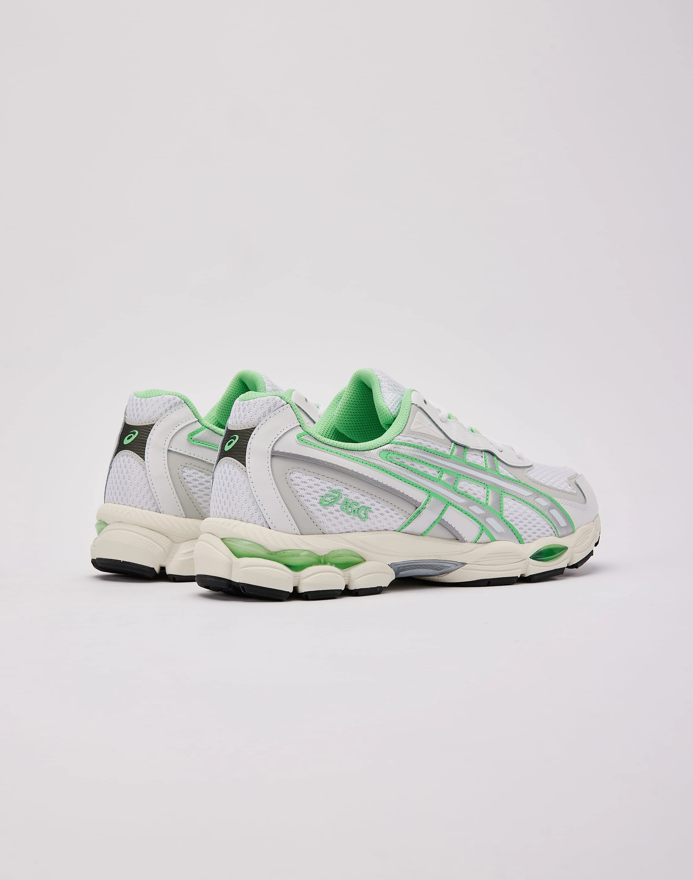 Unbeatable performance durability - level Asics GEL-NYC 2055