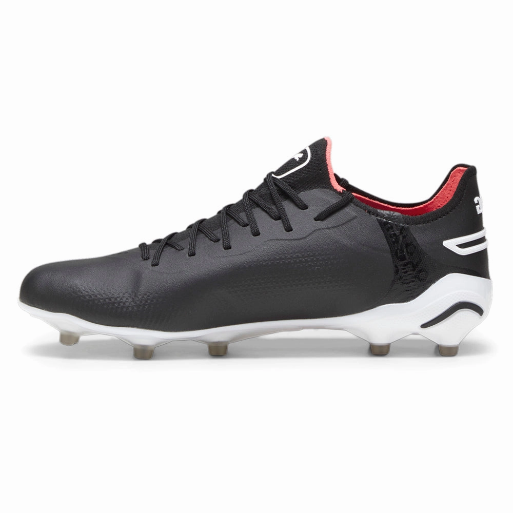 King Ultimate Soccer Cleats volleyball players