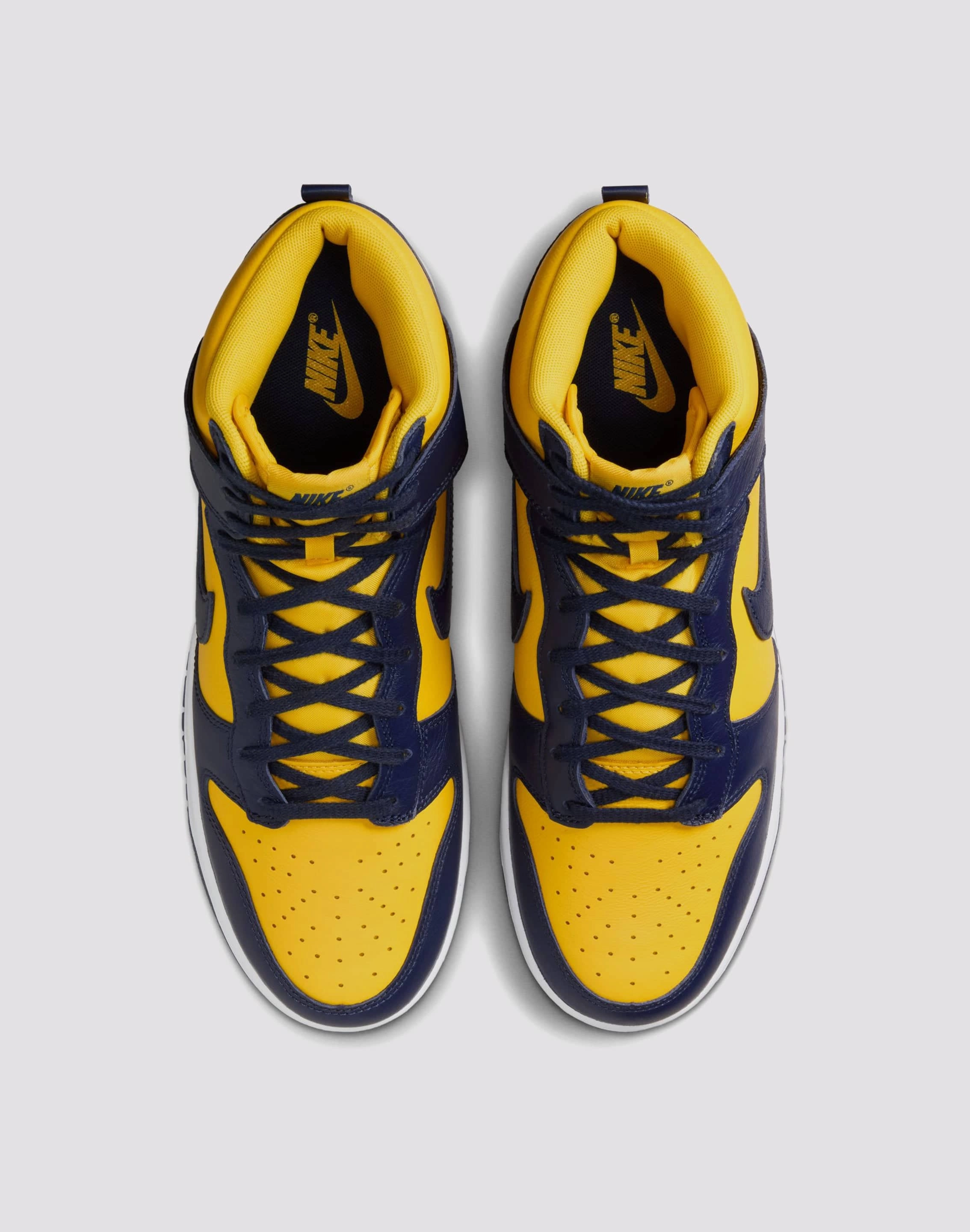 Nike Dunk High Retro SE ??Michigan?? exact Pressure Relief Grooves