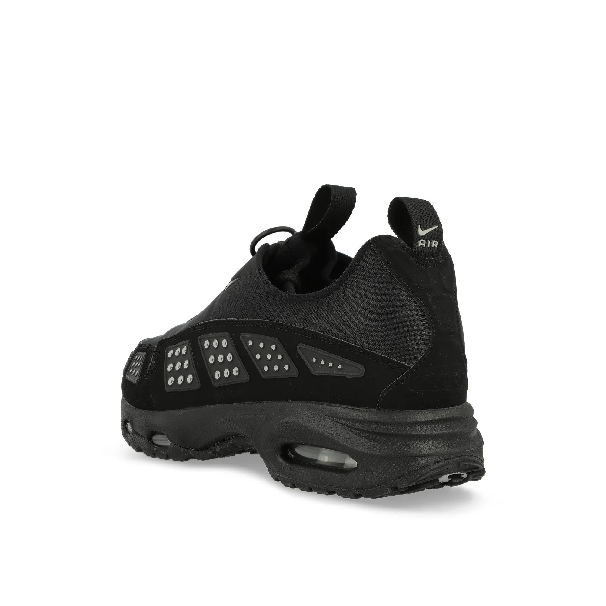 W Air Max SNDR Multi-Terrain Soccer Field