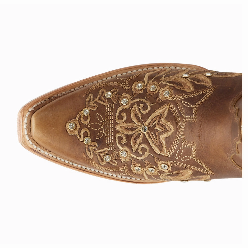 Eco Friendly Multi-Function Wear Destiny Embroidered Studded Snip Toe Boot