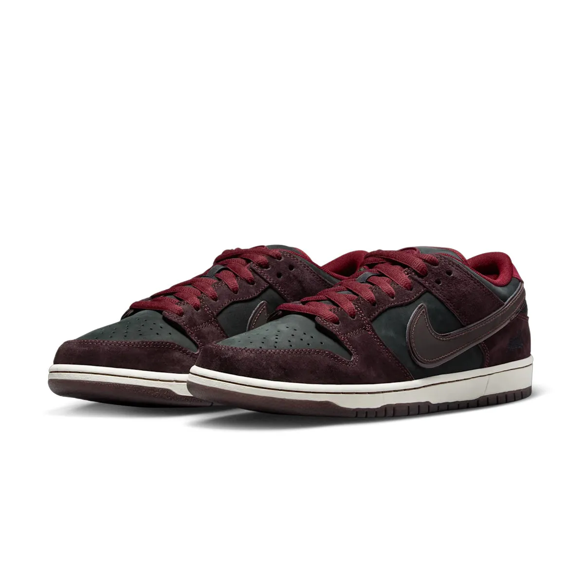   Riot Skate Shop SB Dunk Low 'Mahogany' thickest