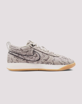 Nike Book 1 All-weather look