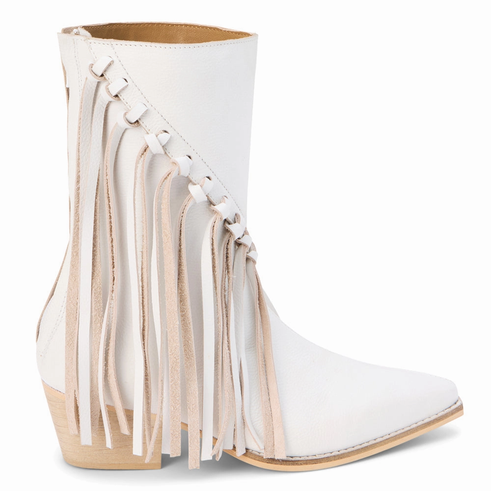 Lace-up Buck Fringe Pointed Toe Pull On Boots