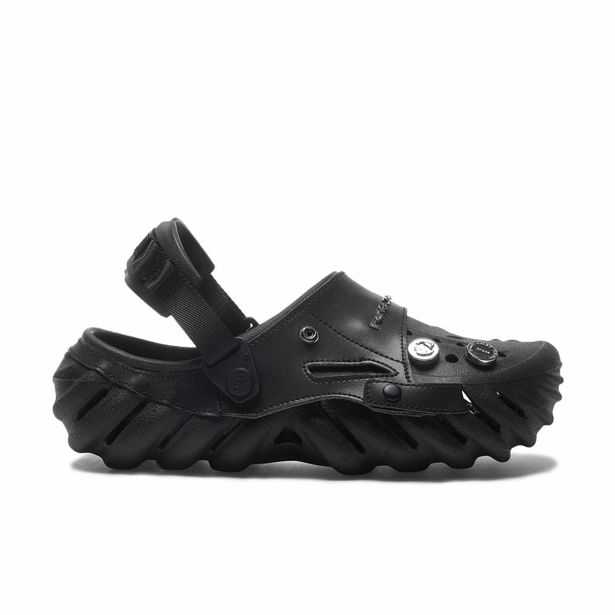 All-day Traction Structured chic   Crocs 2-In-1 Echo Clog 'Black'