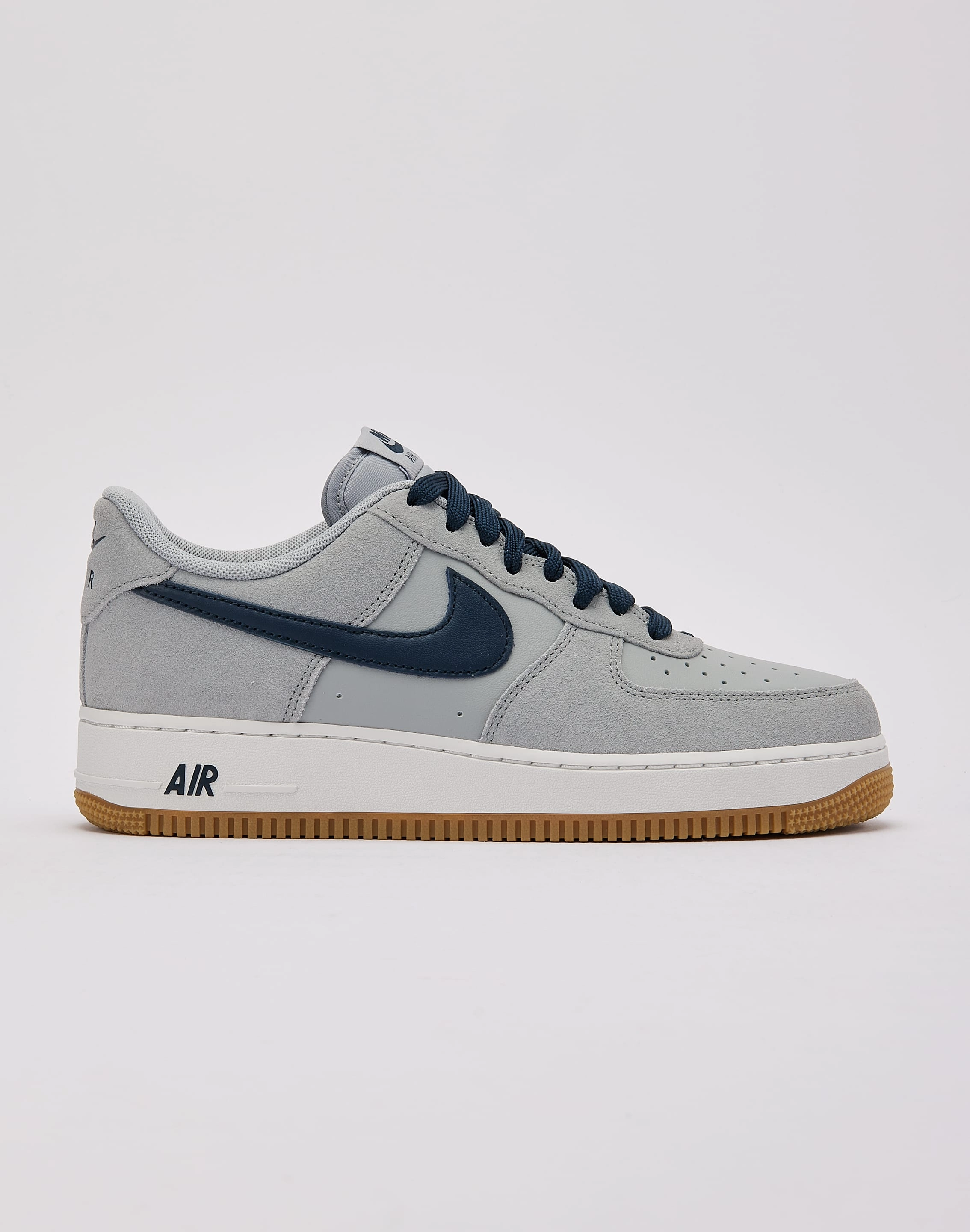Nike Air Force 1 Low '07 LV8 most fashionable Motion Control System
