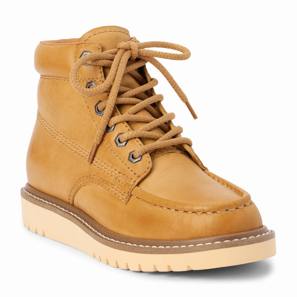 Buster Round Toe Moccasin Hiking Boots Low Profile All Day Worker Winter Footwear