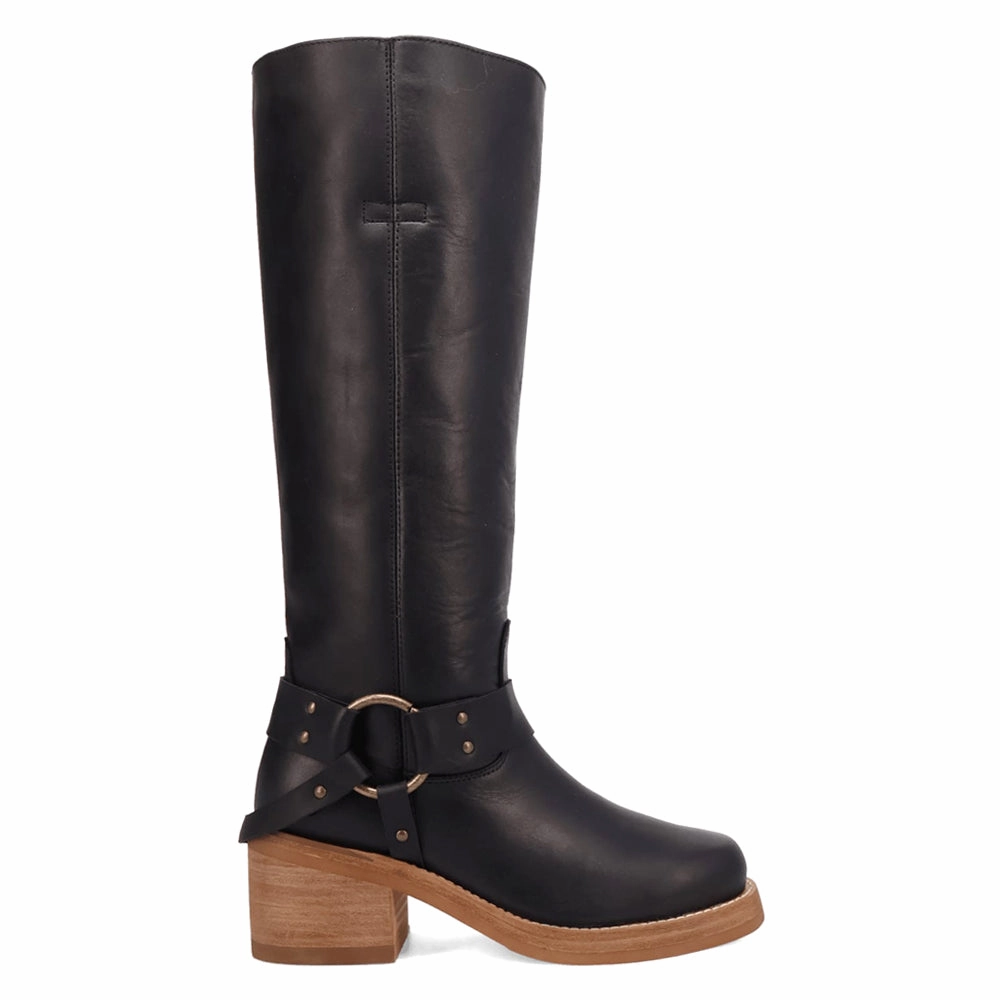 Casbah Round Toe Pull On Boots Low Profile Rough Terrain Elastic Sides