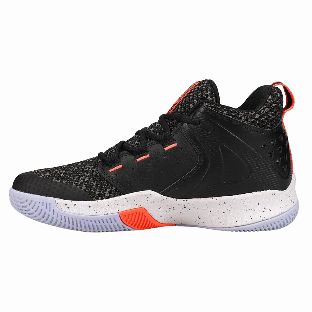 Dynamic Flex Zones Take Off 3.0 Basketball Shoes