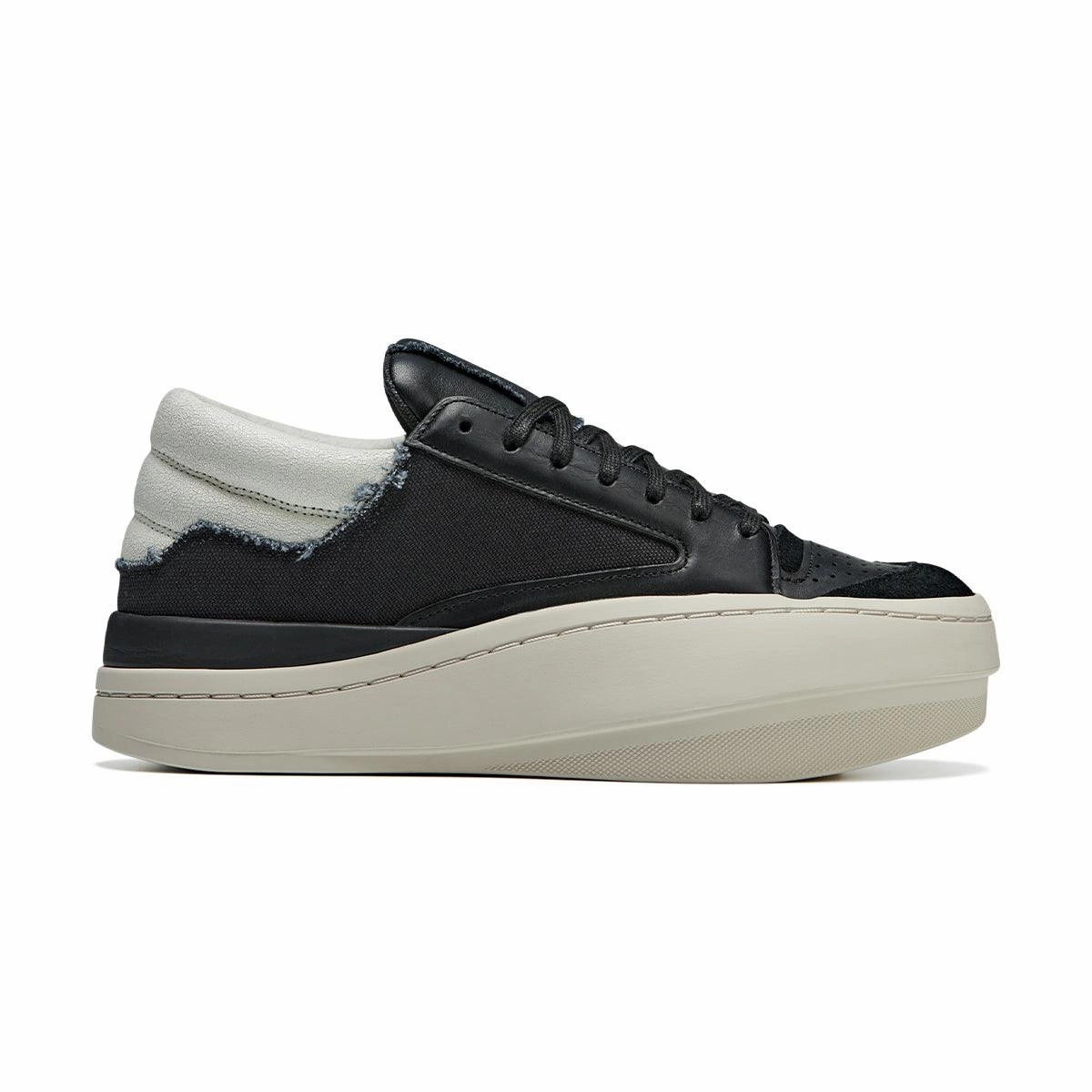 Centennial Lo 'Black White' buckle - type Vibrant Design