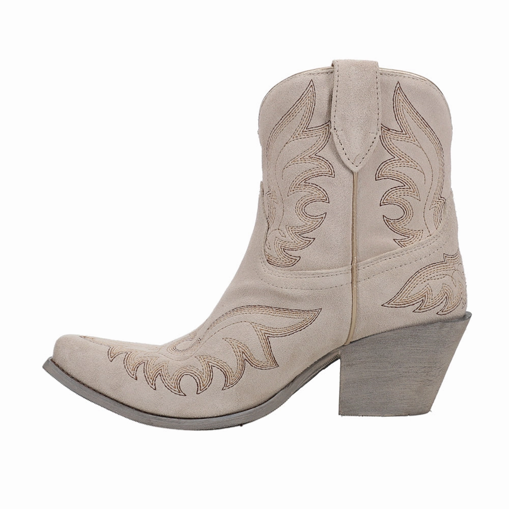 Cushion Build Chandler Embroidered Pointed Toe Pull On Cowboy Booties