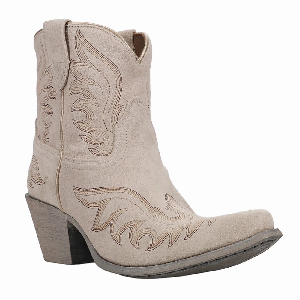 Multi Density Midsole Ultra Comfort Chandler Embroidered Pointed Toe Pull On Cowboy Booties