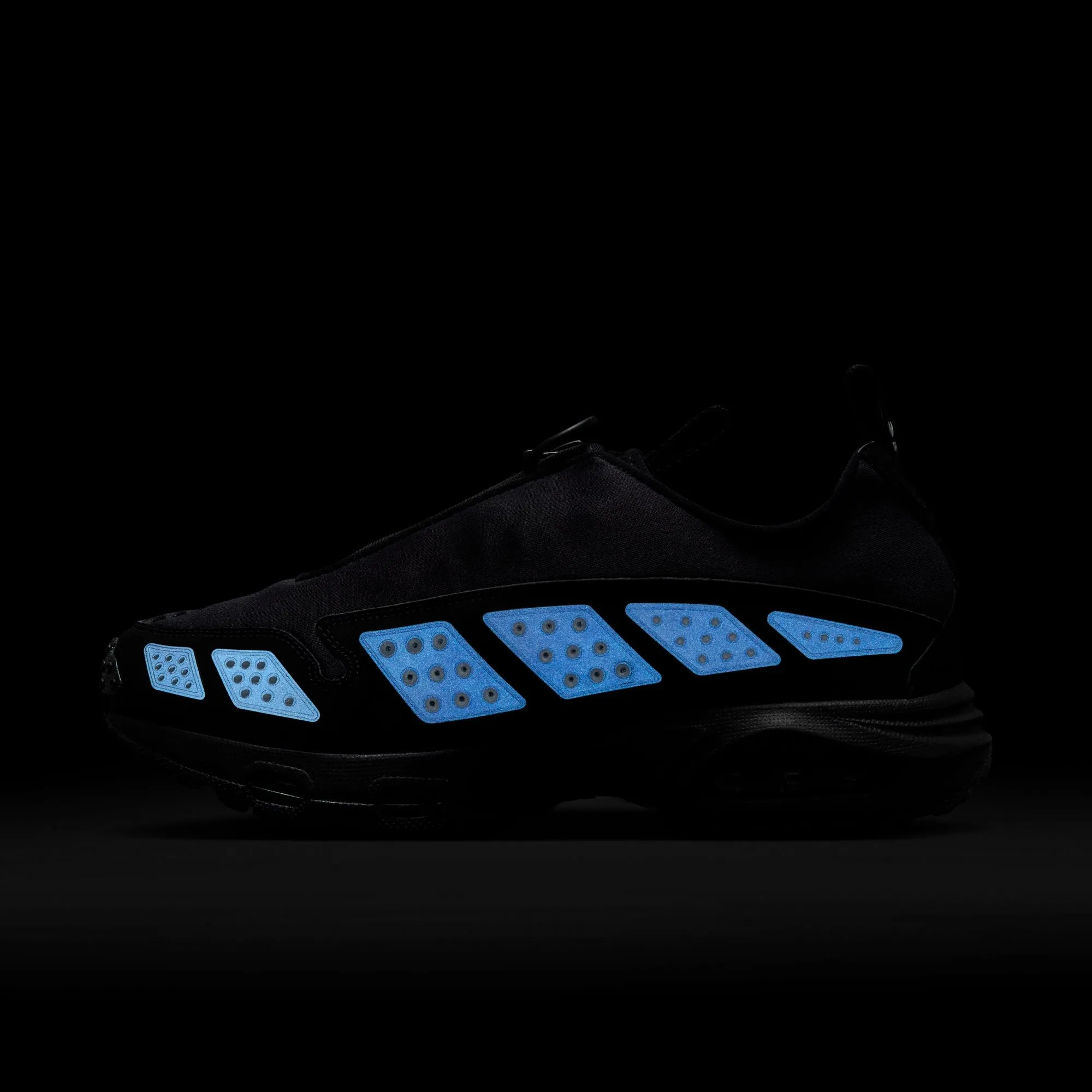 W Air Max SNDR hybrid design