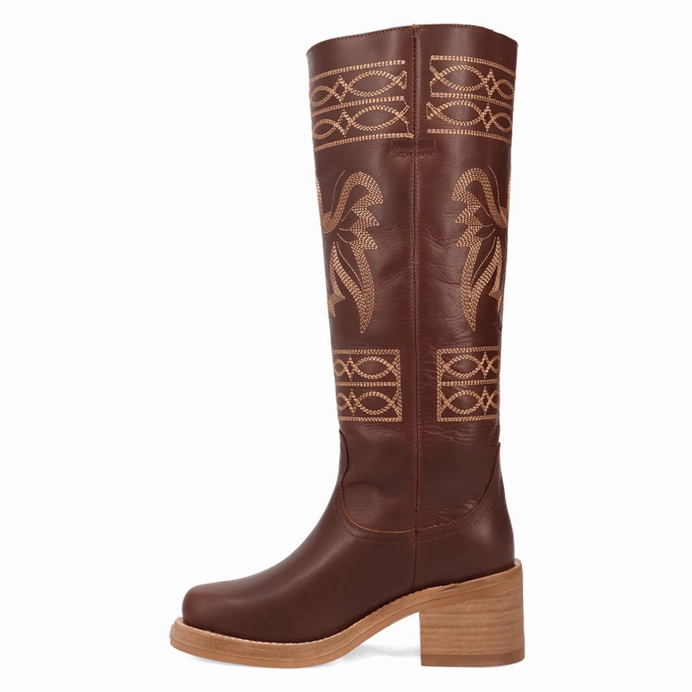 Avalon Embroidered Round Toe Pull On Boots Italian Glam