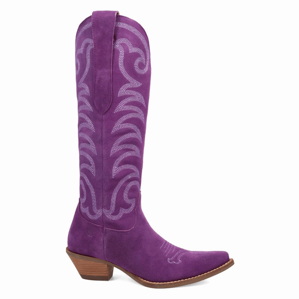 Ankle support system Movin' On Embroidered Snip Toe Cowboy Boots