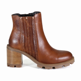 Seamless Comfort Nature Lover Spice Berry Lug Round Toe Zippered Booties