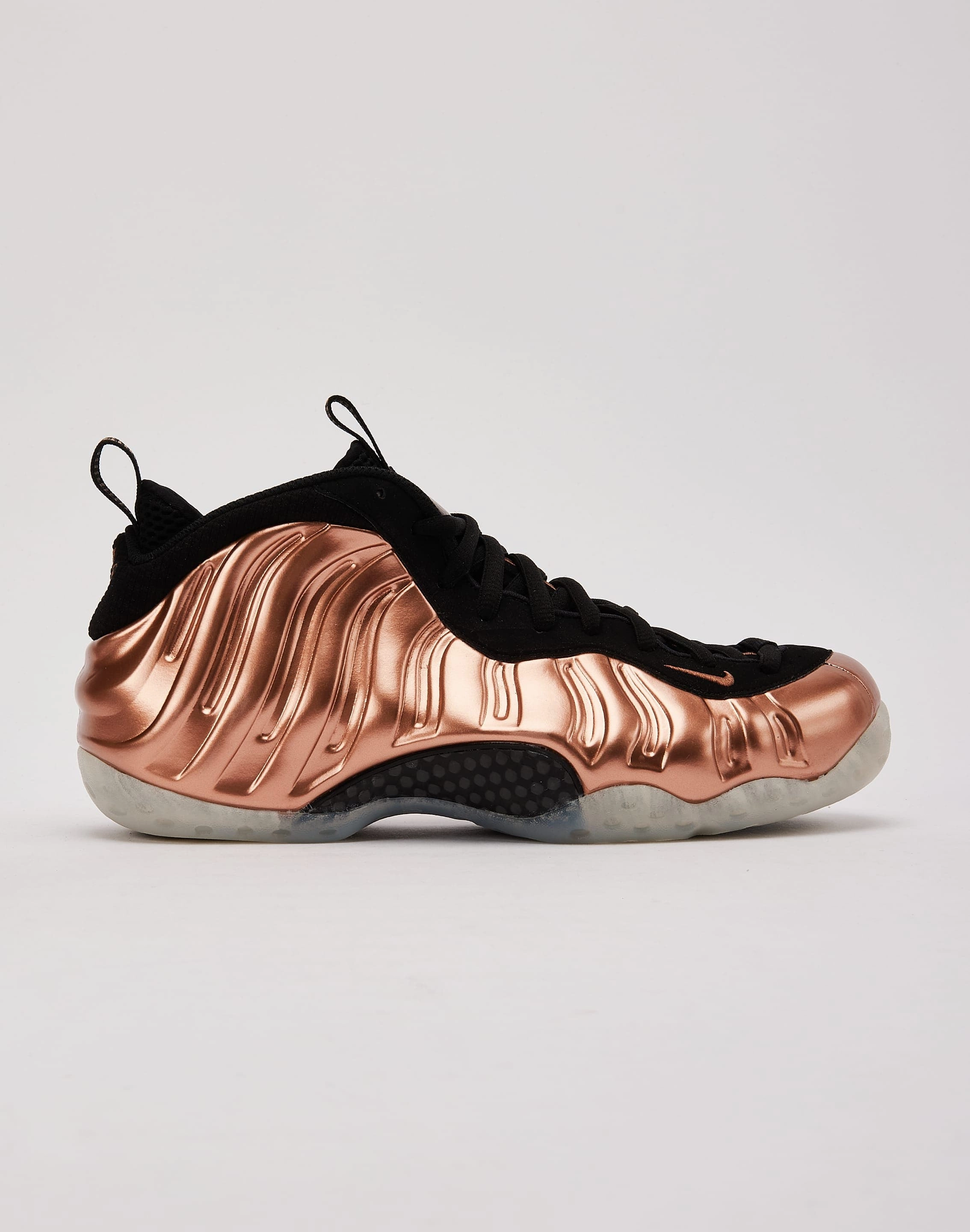 Nike Air Foamposite One 'Metallic Copper' Breathable Airflow Design