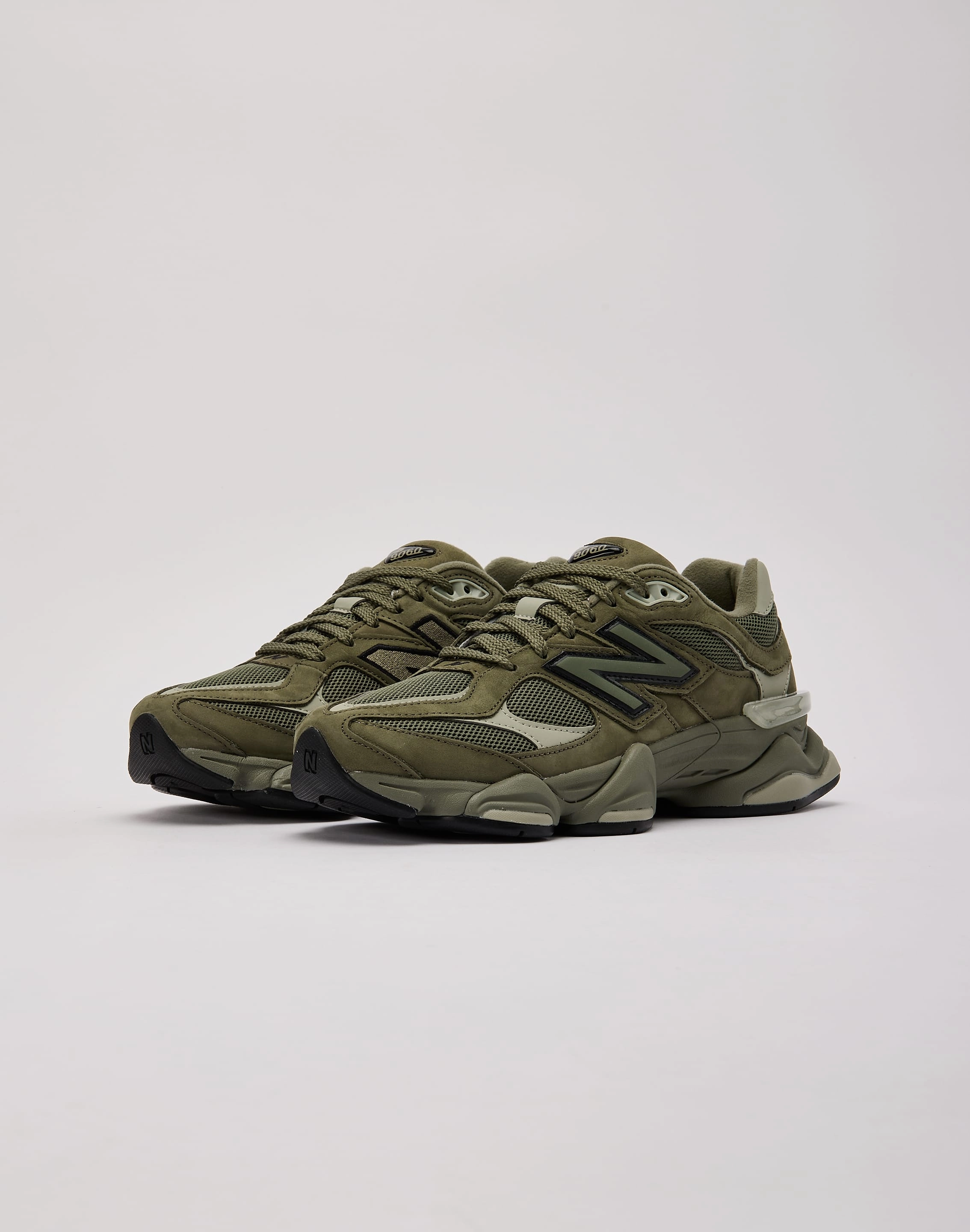 Temperature Regulating Interior Running Shoes New Balance 9060