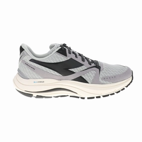 Mythos Blushield 8 Vortice Running Shoes buckle - closure