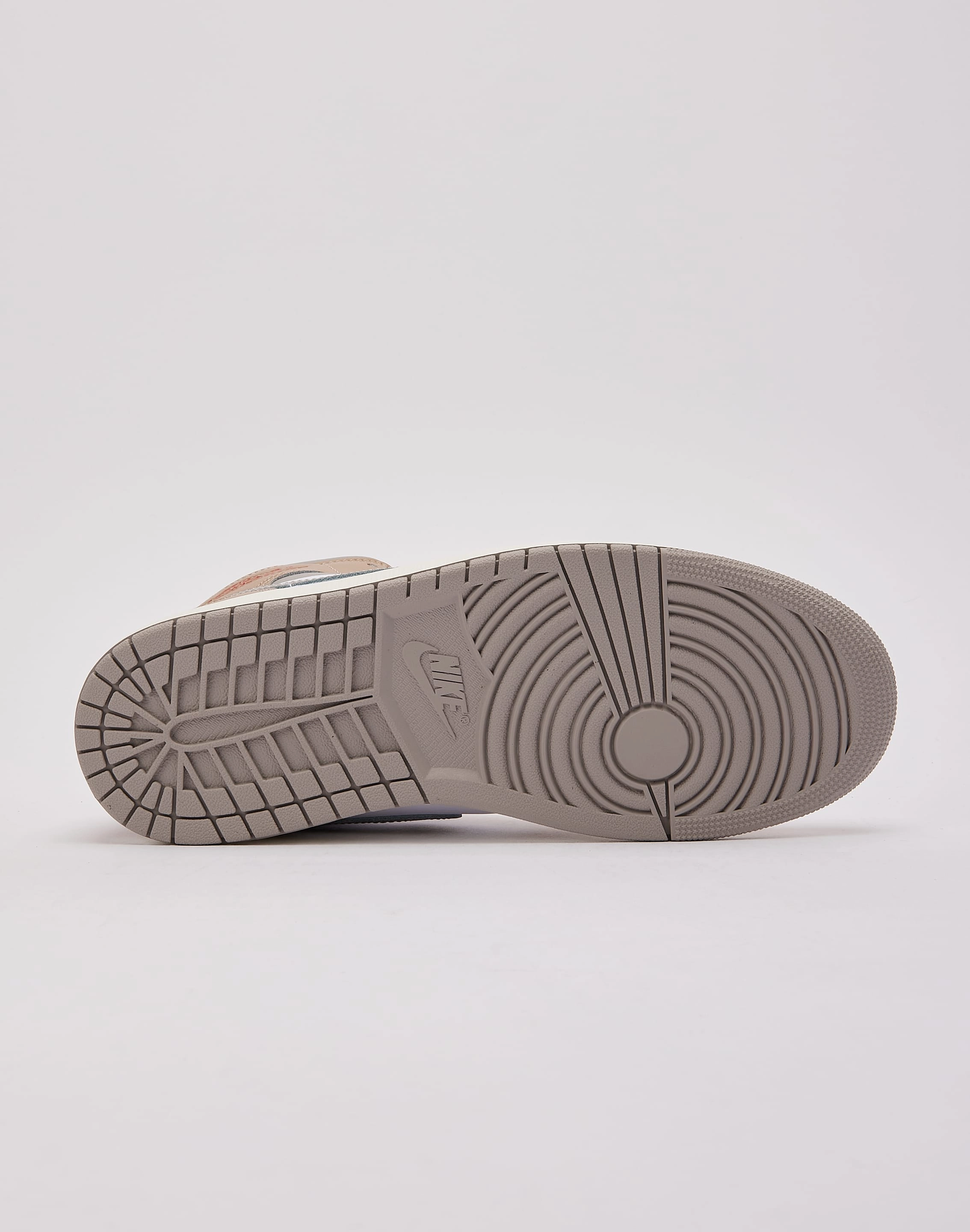 Jordan Air Jordan 1 Mid Tailored Comfort