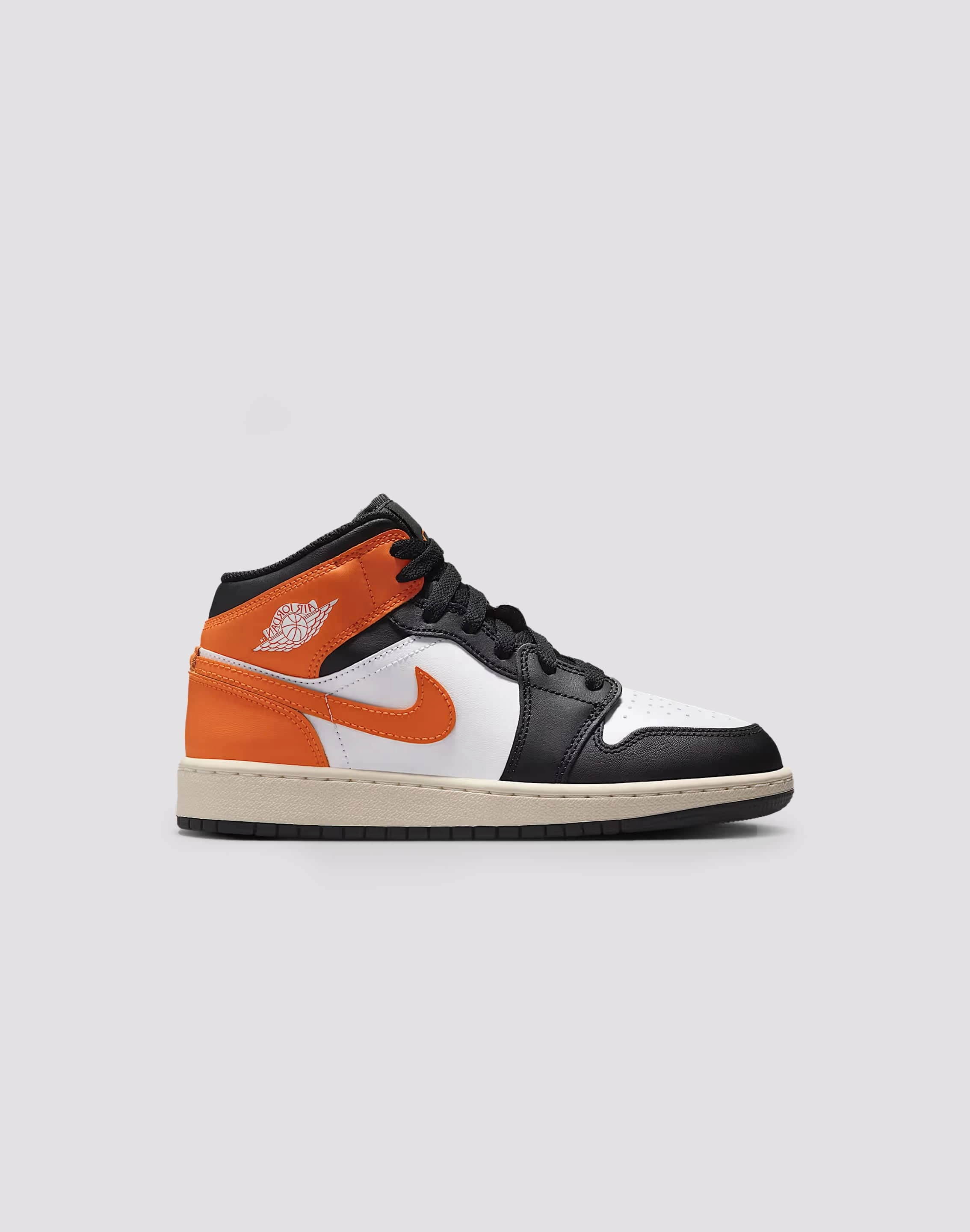 Jordan Air Jordan 1 Mid Grade-School Structured shock absorption irresistible