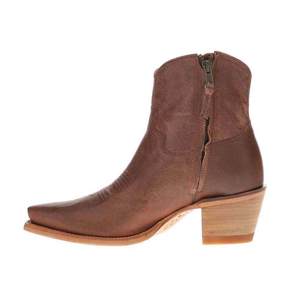 Ergonomic Toe Box The Daisy Snip Toe Zippered Cowboy Booties