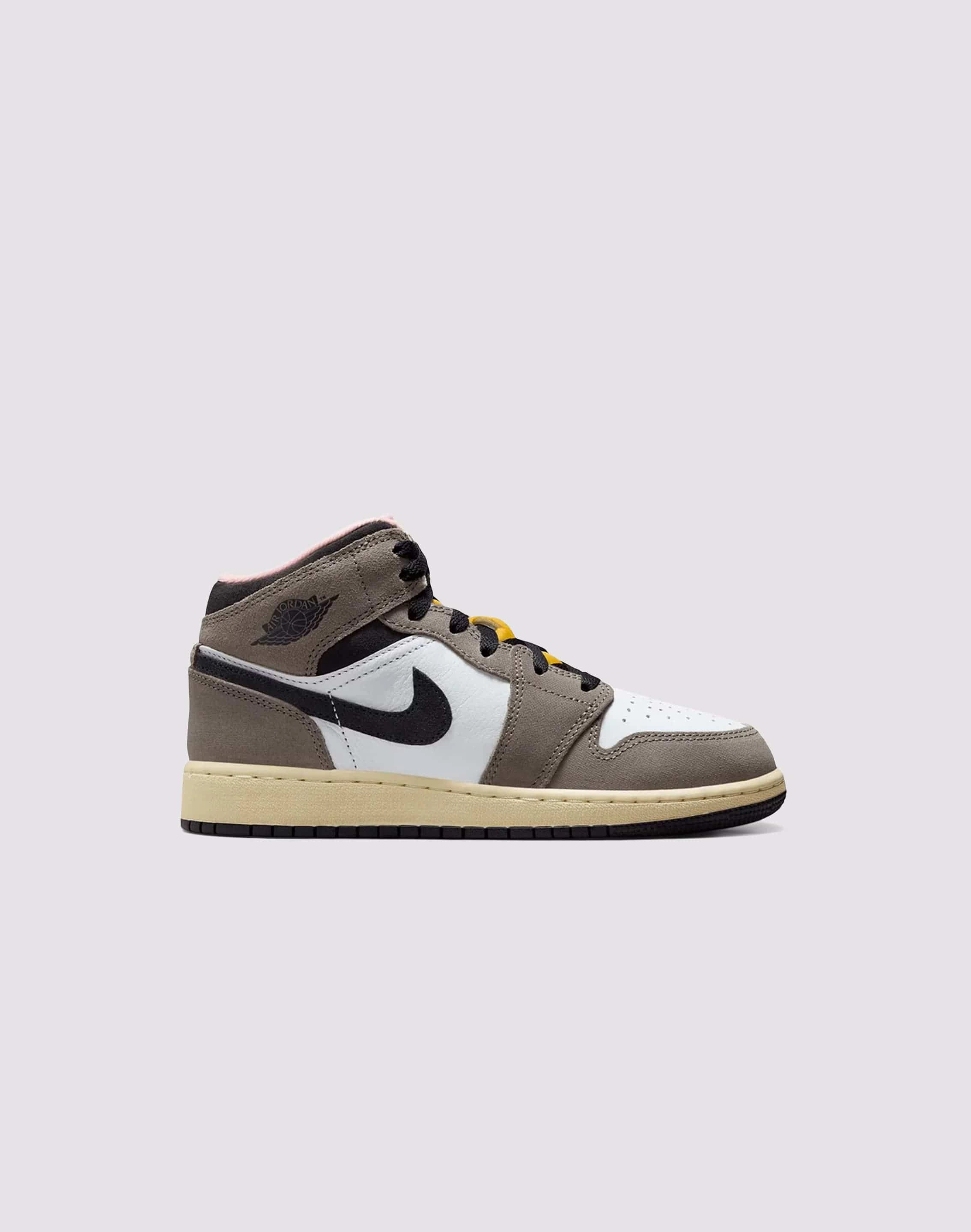 Pressure Relief Footbed Jordan Air Jordan 1 Mid Grade-School