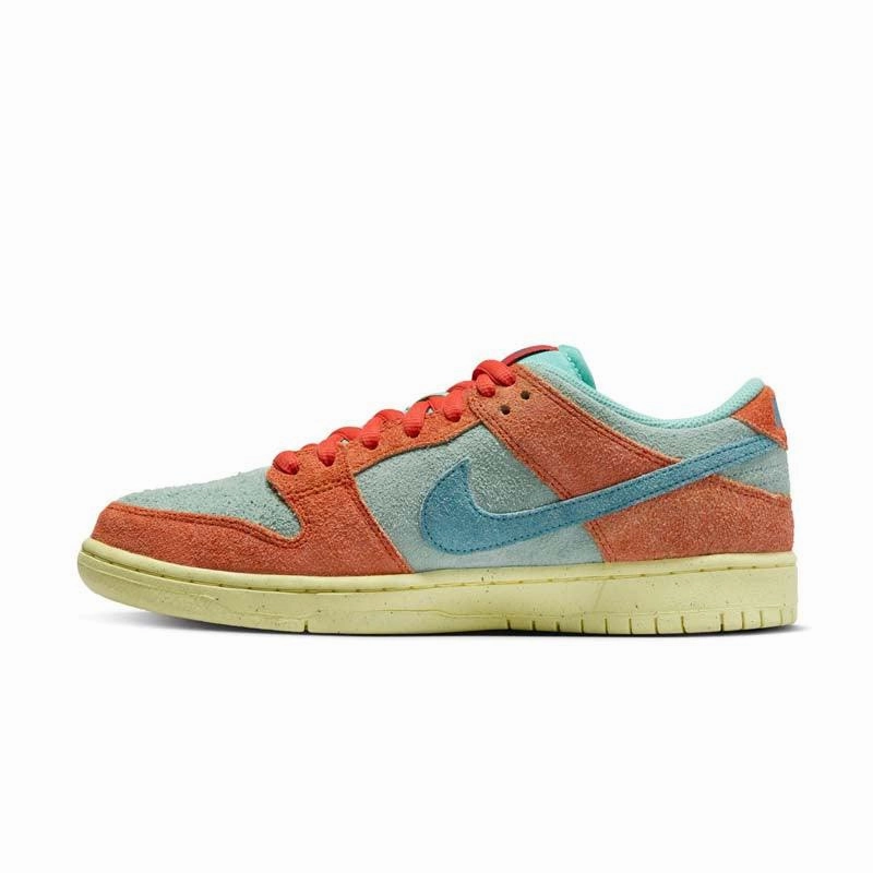 Luxurious design SB Dunk Low Premium 'Orange Emerald Rise'