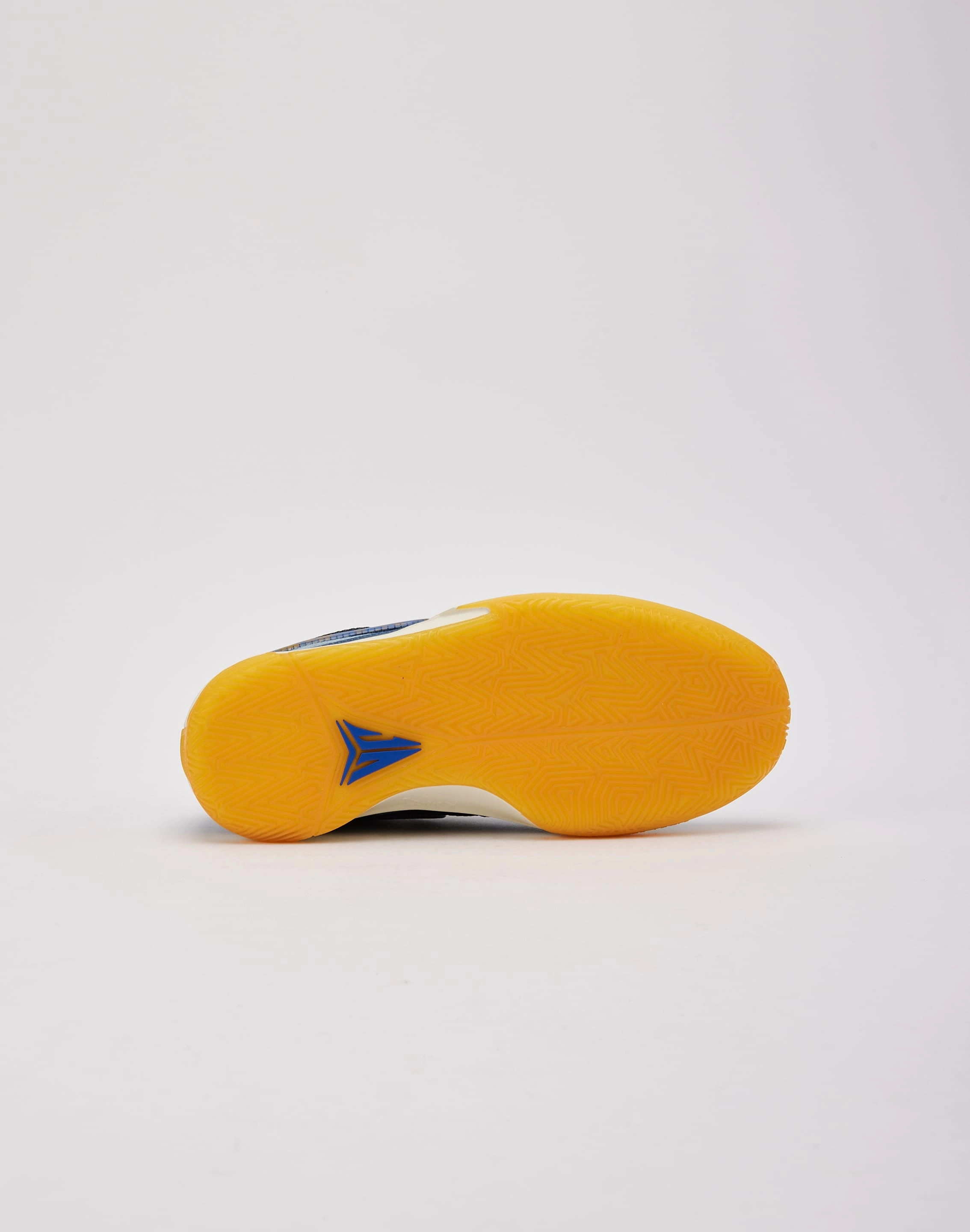 Natural Motion Flex Wrinkle-Resistant Nike Ja 1 SE Grade-School