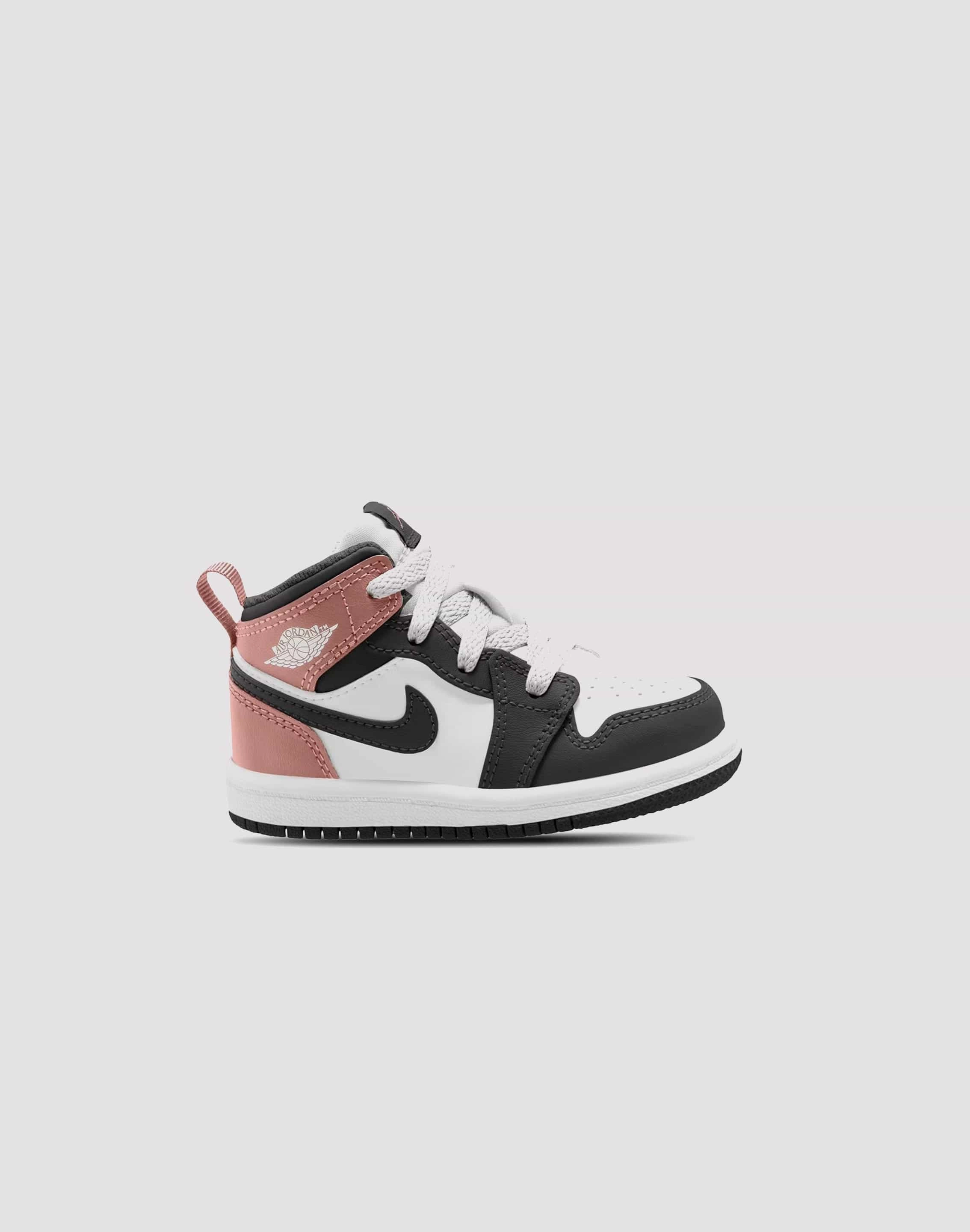 Jordan Air Jordan 1 Mid Toddler hunting Wide toe box
