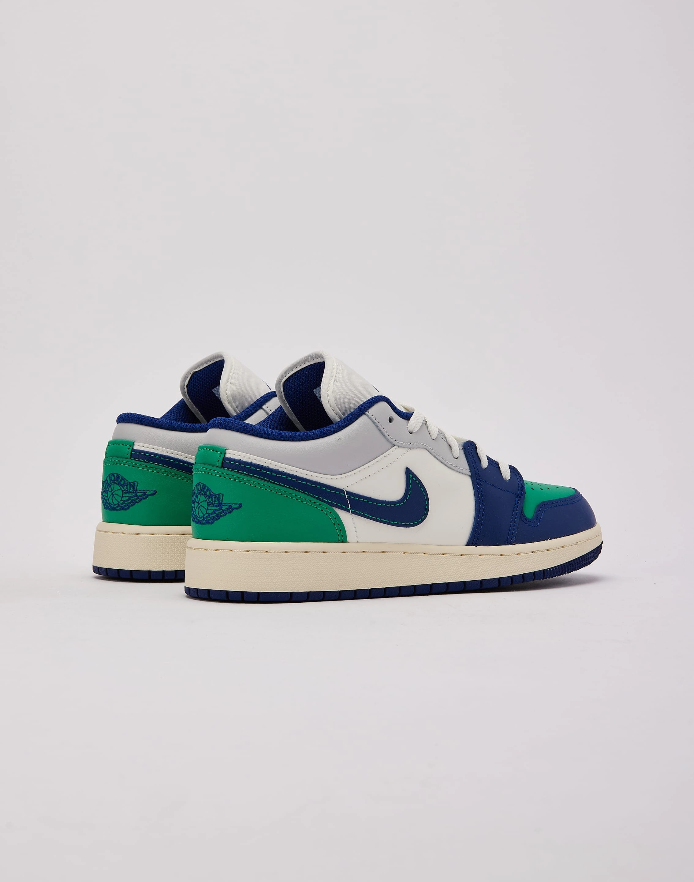 Jordan Air Jordan 1 Low Grade-School most party
