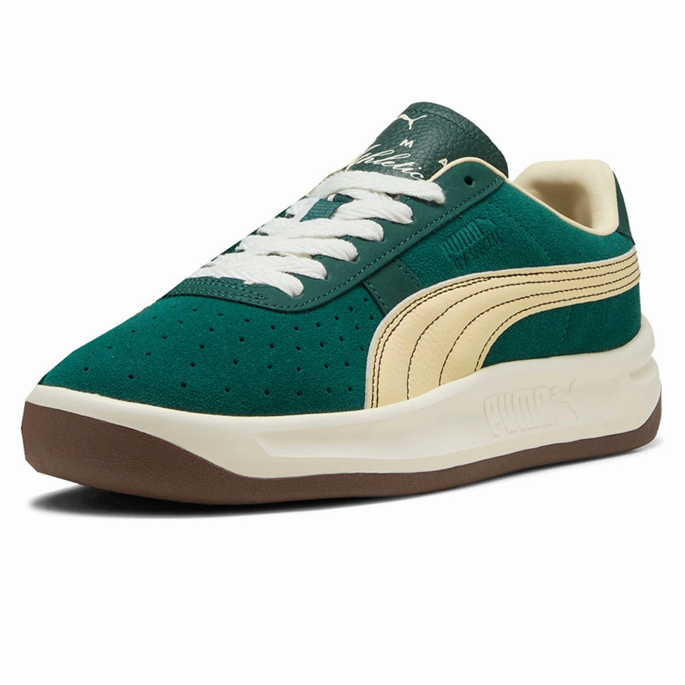 Contoured Heel Cup waterproof construction GV Special Players Lane Lace Up Sneakers