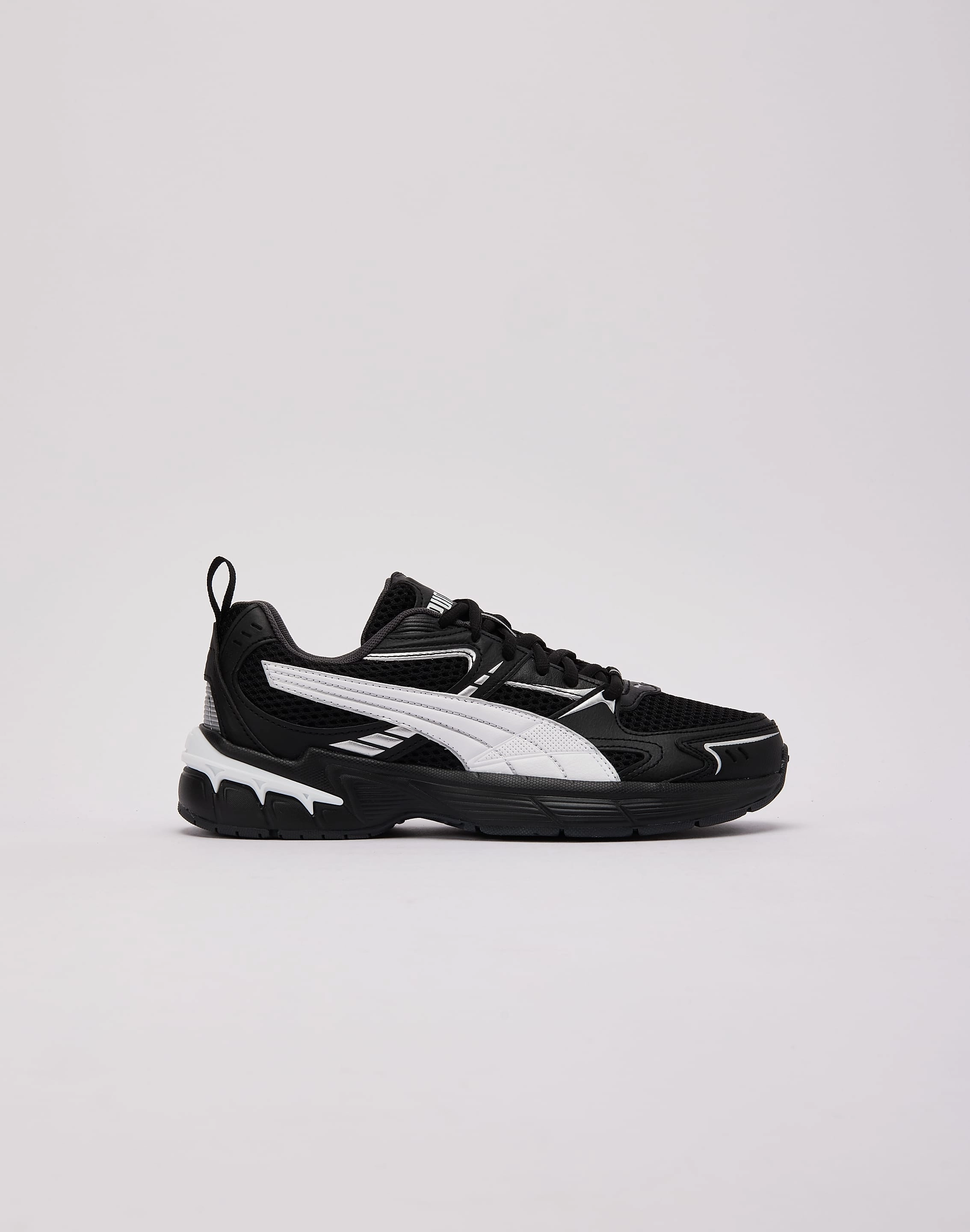 adventurers Sought-after Puma Milenio Tech 2000 Grade-School