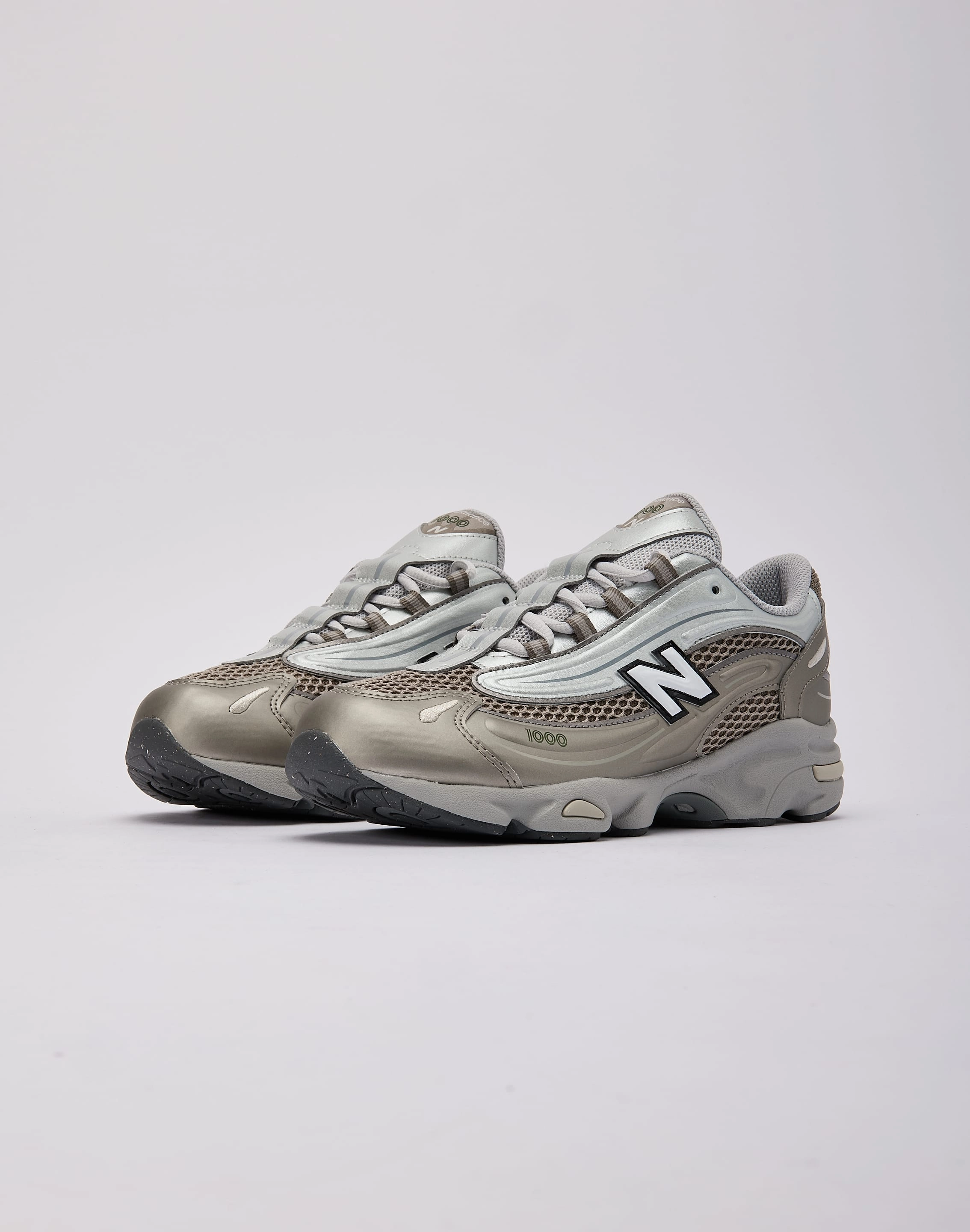 casual user sports - specific benefits New Balance 1000 Grade-School